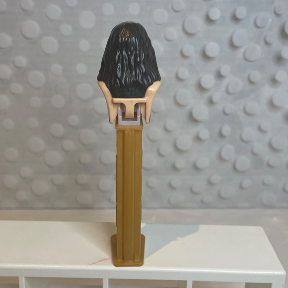 🎉5 for $10- Wonder Woman Pez Dispenser - Picture 4 of 6